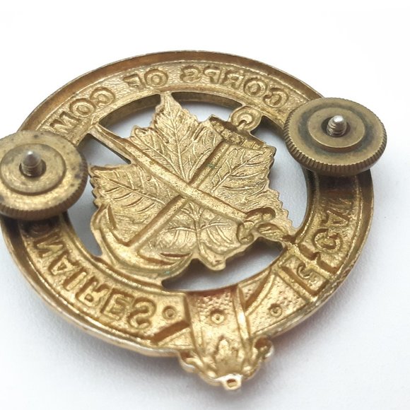 Cap Badge -Canadian Corps of Commissionaires - Picture 9 of 11